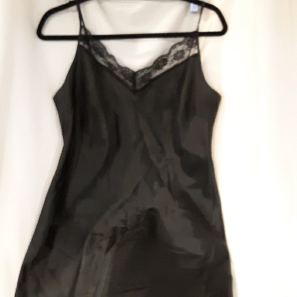 White House Black Market black dress slip full